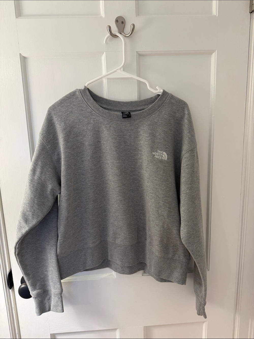 The North Face Women's Heather Gray Crewneck Sweatshirt